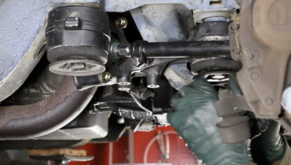 W126 Front Suspension Guide Rod Ball Joint Installation Instructions